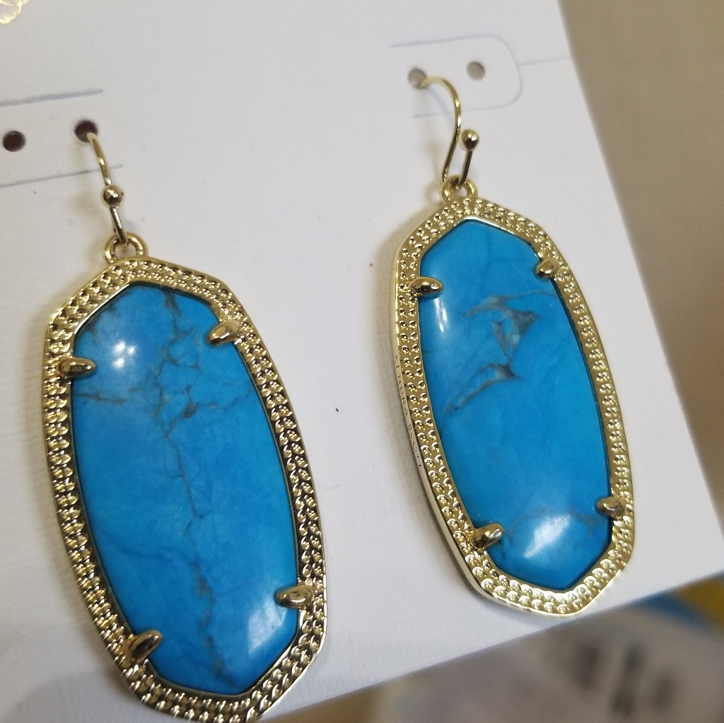 Brand New Kendra Scott Elle Earrings